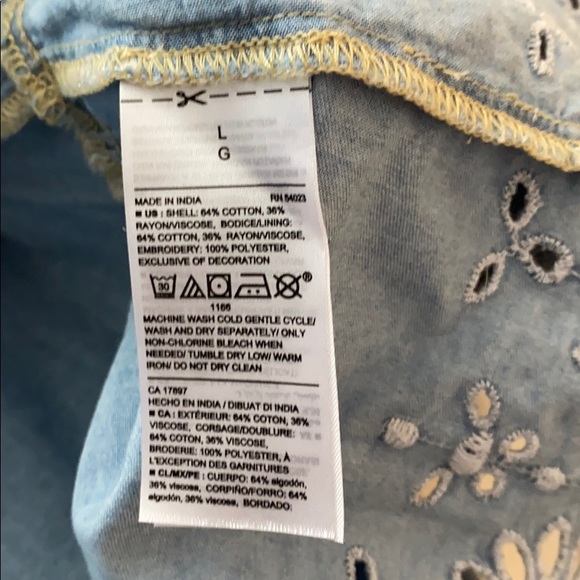 Old Navy Chambray Spaghetti Strap Dress - Picture 6 of 6